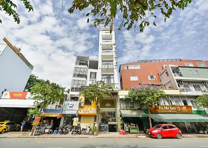 Lotus Airport SaigonAirport Hotel